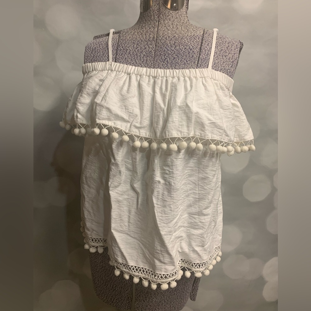 Pom-pom top